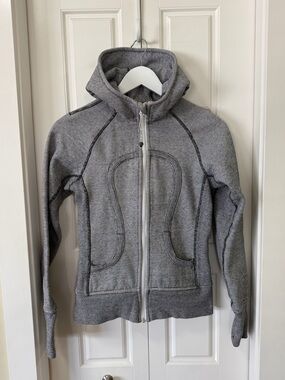 Lululemon Scuba Hoodie Wee Stripe Heathered White Black | Size 2